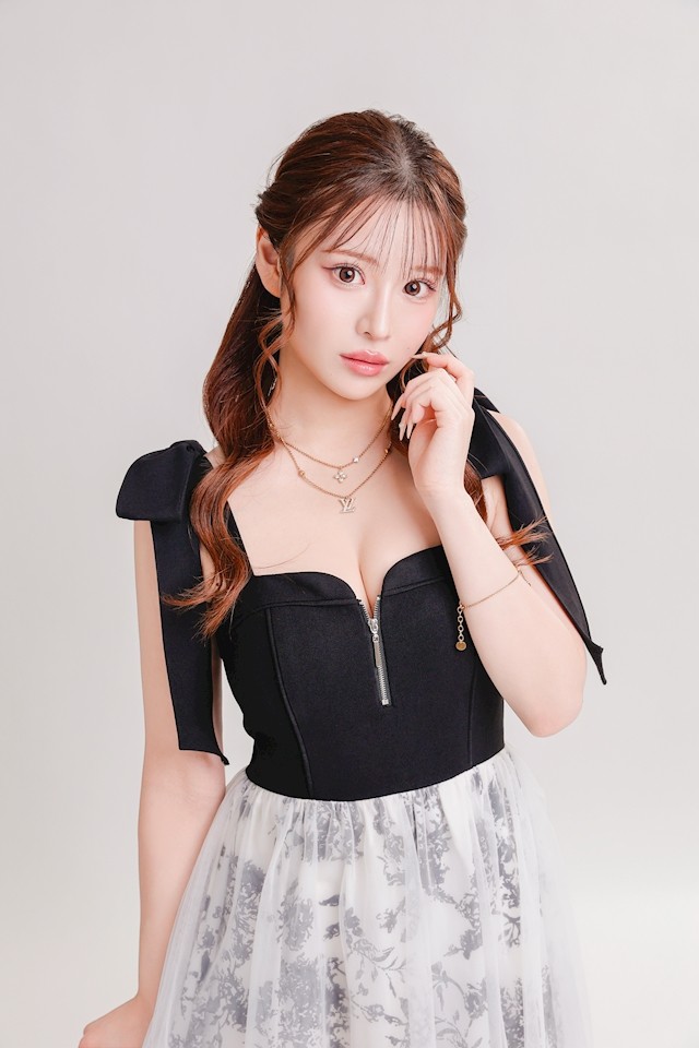 白鐘 エレンプロフィール写真2